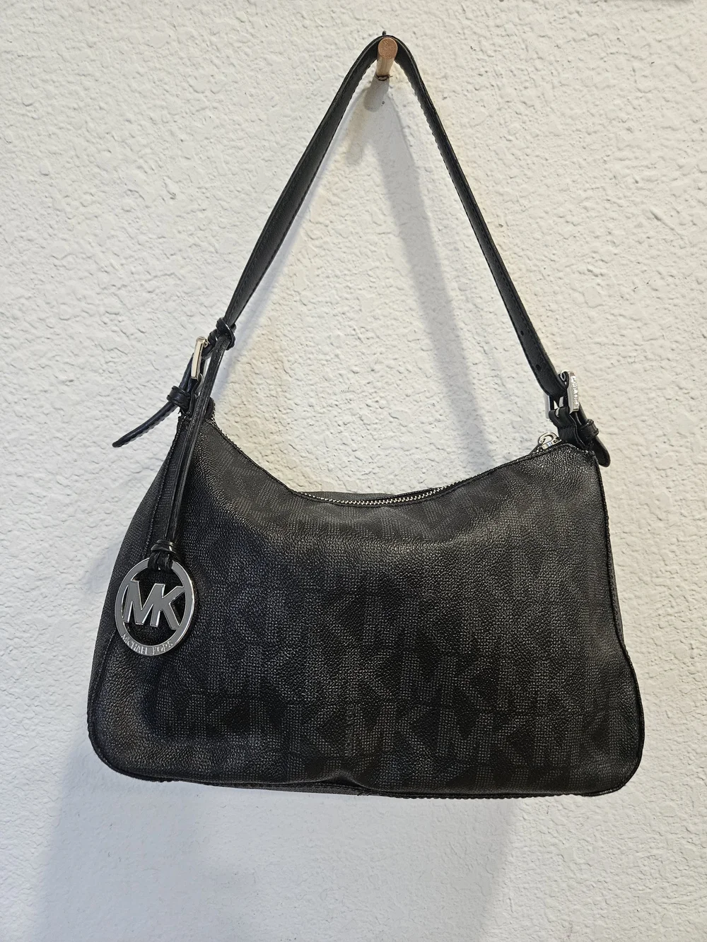 Michael Kors Jet Set Signature Pochette Bag - Black/Charcoal Monogram